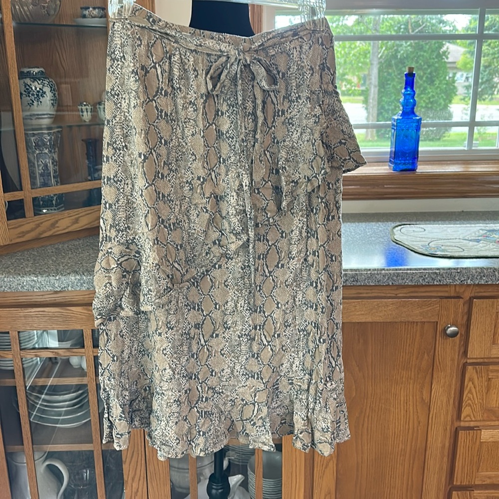 American Eagle Snake Skin Pattern Skirt